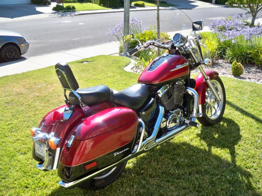 Honda shadow vt1100 tourer